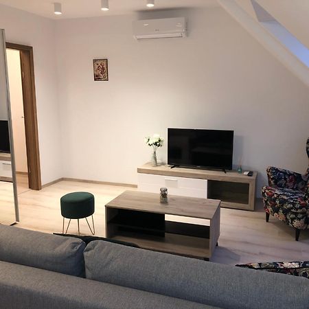 Diamond Apartman Debrecen Exterior photo